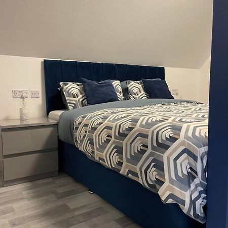 Lochside Loft - Self Catering Apartment For 2 In A Great Location For Inverness Airport And Both Cabot Highlands & Nairn Golf Courses Dış mekan fotoğraf