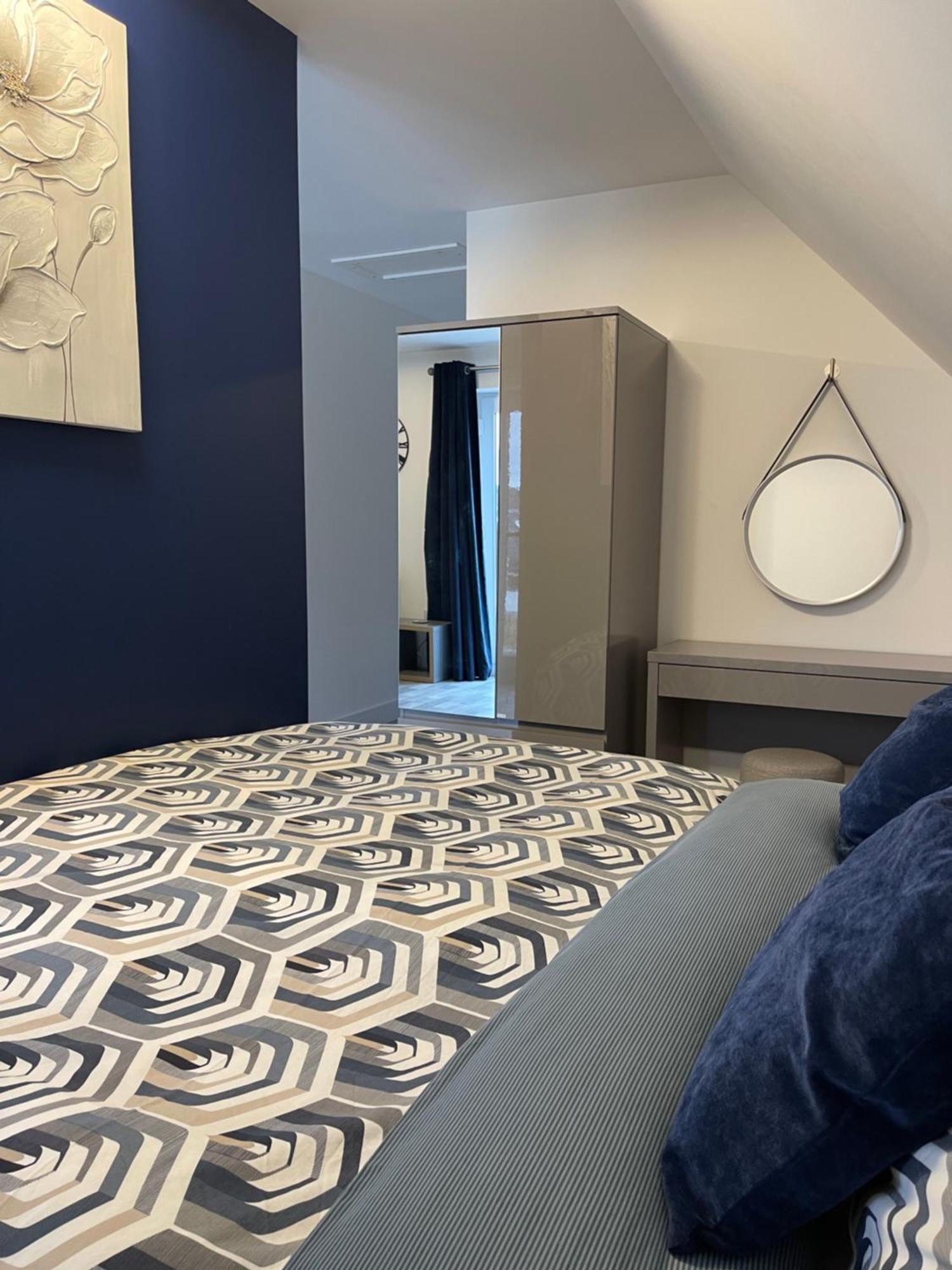 Lochside Loft - Self Catering Apartment For 2 In A Great Location For Inverness Airport And Both Cabot Highlands & Nairn Golf Courses Dış mekan fotoğraf