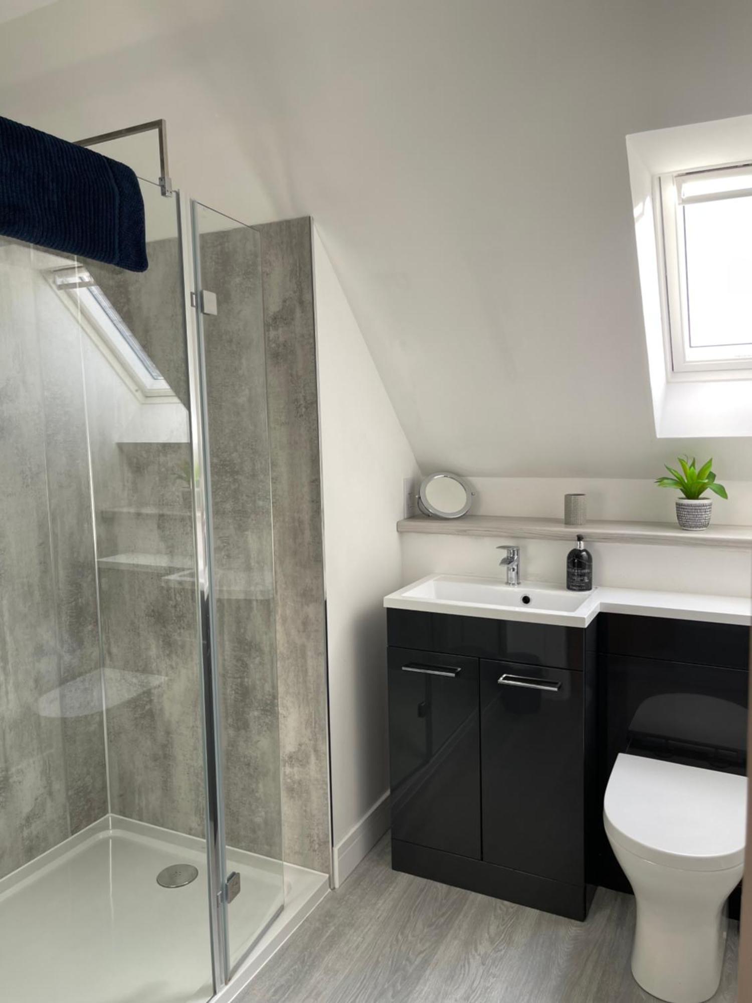 Lochside Loft - Self Catering Apartment For 2 In A Great Location For Inverness Airport And Both Cabot Highlands & Nairn Golf Courses Dış mekan fotoğraf